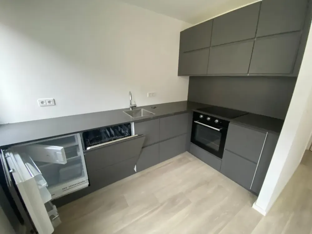 WOHN(T)RAUM...2-Zimmer-Wohnung mit EBK und Duschbad mitten im belgischen Viertel