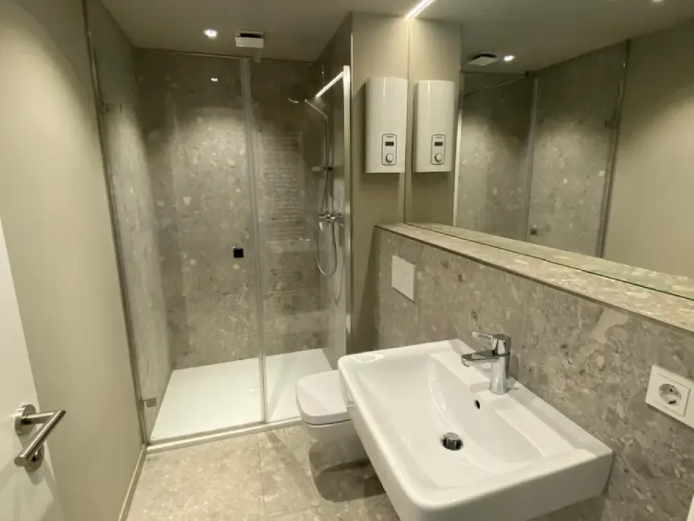 WOHN(T)RAUM...2-Zimmer-Wohnung mit EBK und Duschbad mitten im belgischen Viertel