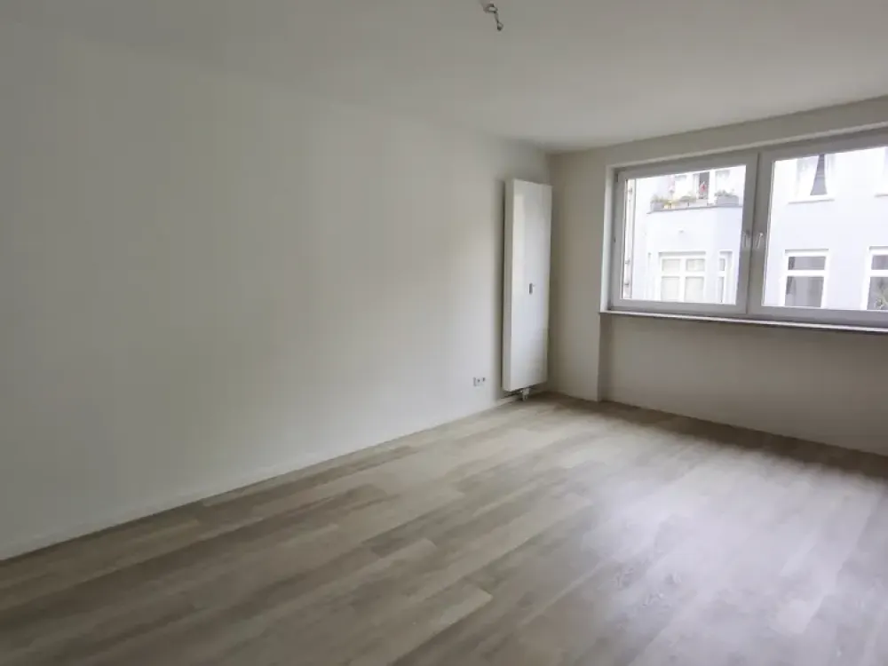 WOHN(T)RAUM...2-Zimmer-Wohnung mit EBK und Duschbad mitten im belgischen Viertel