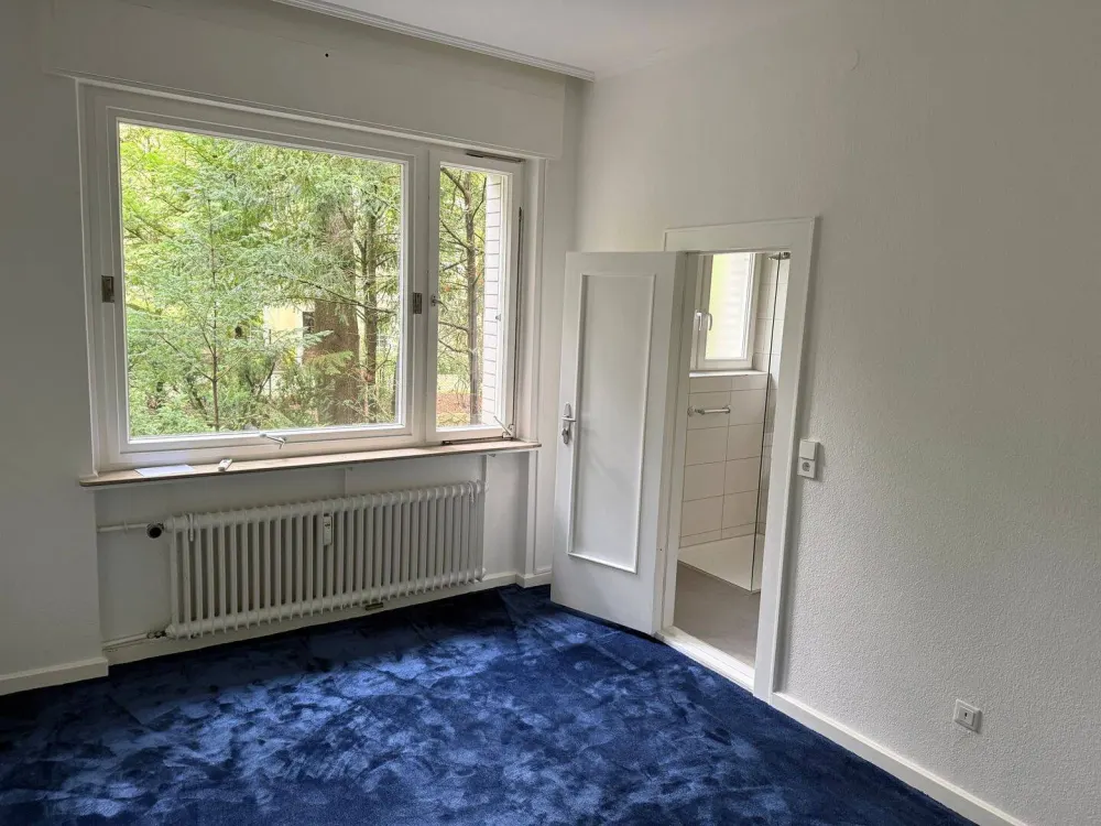 Charmante 2-Zimmer-Wohnung mit Balkon in Bestlage von Berlin-Grunewald