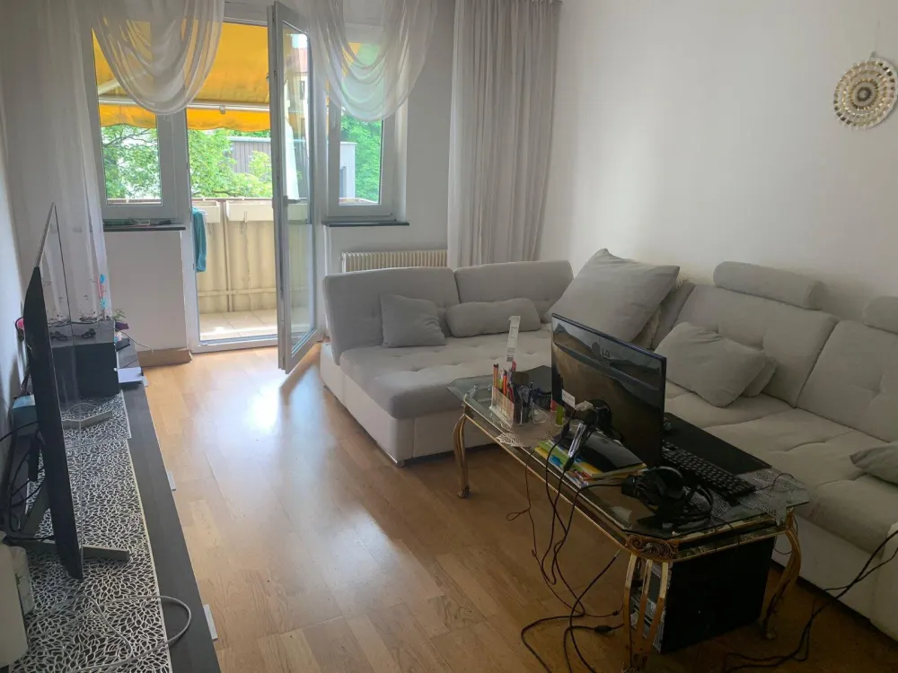 Wunderschöne 3 Zimmer Wohnung - Kernsaniert November 2023