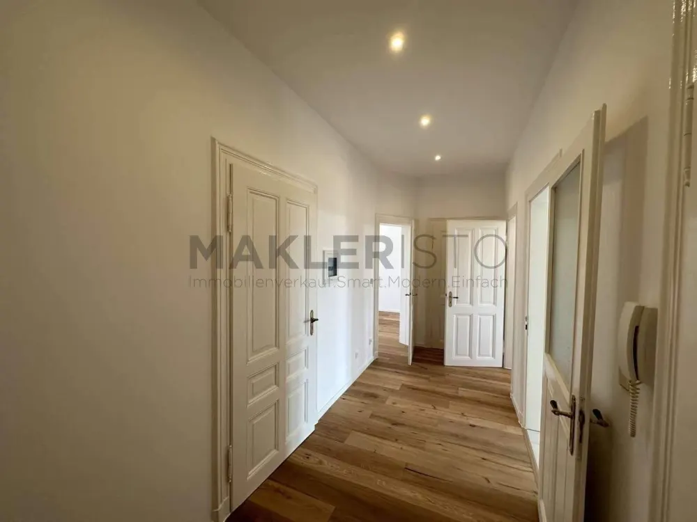 **Frisch modernisiert: 3-Zimmer, Balkon & Bad mit Dusche & Wanne**