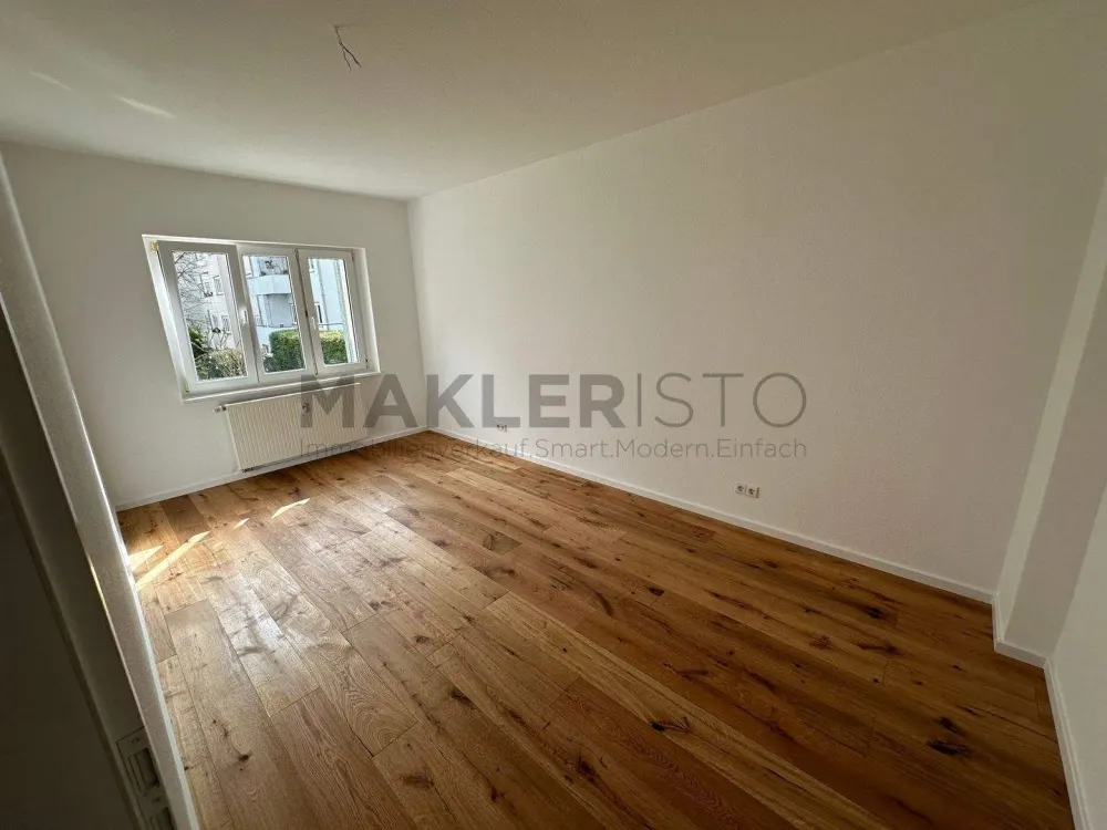**Frisch modernisiert: 3-Zimmer, Balkon & Bad mit Dusche & Wanne**