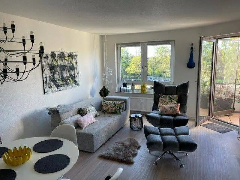 3 Zimmer in Mörsenbroich Nähe Grafenberger Wald incl. Küche + TG
