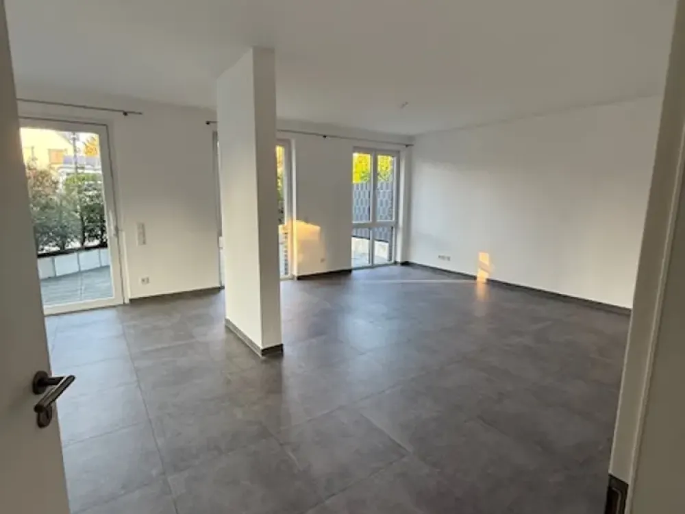 Neubau-Rösrath, moderne, helle 2 Zimmerwohnung mit Terrasse und eigenem Eingang !