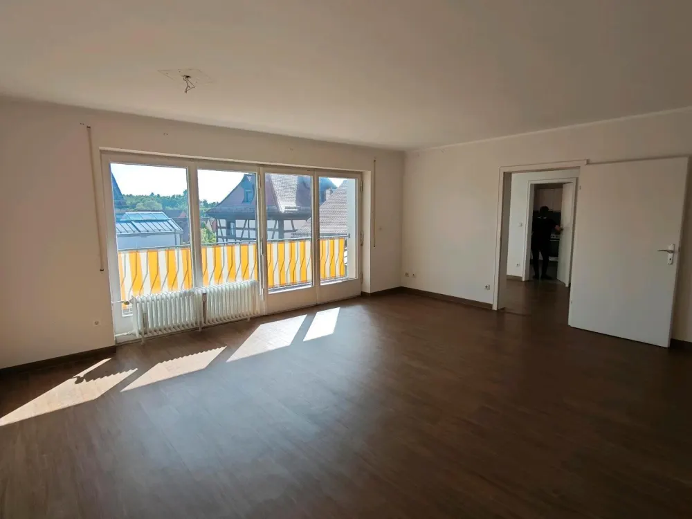 Große, Helle 2 Zimmer Whg