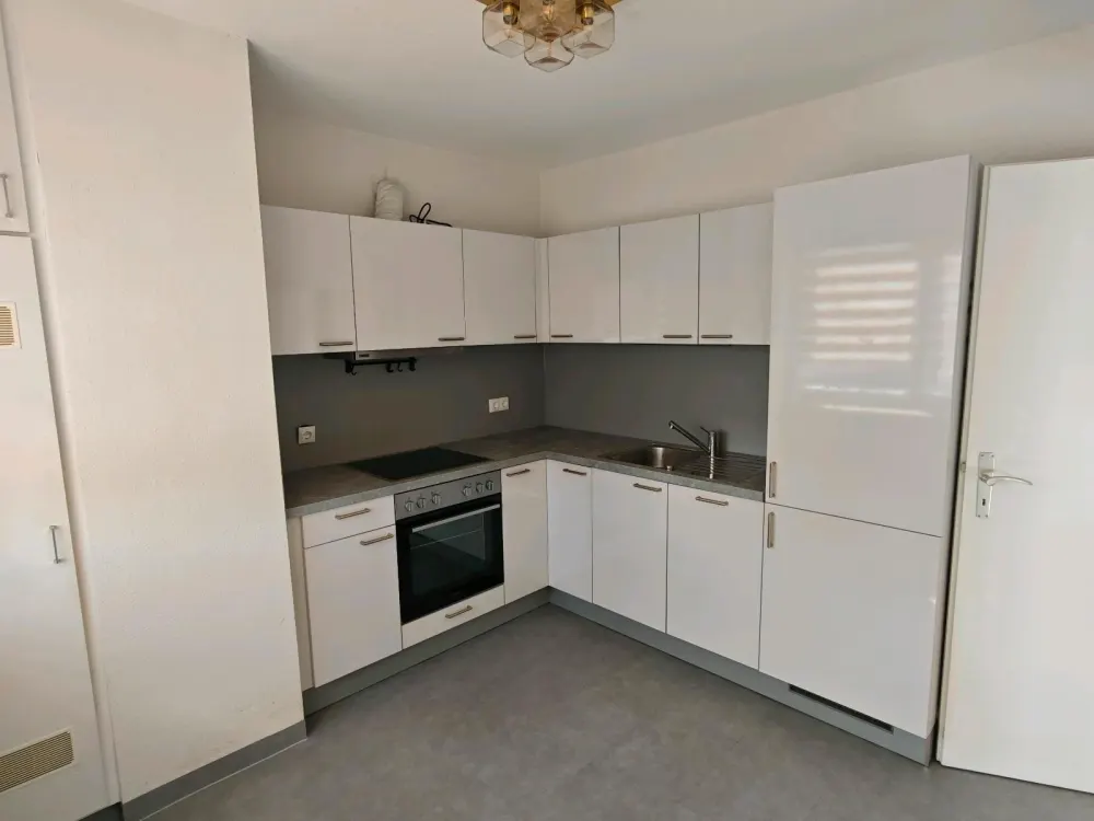 Große, Helle 2 Zimmer Whg