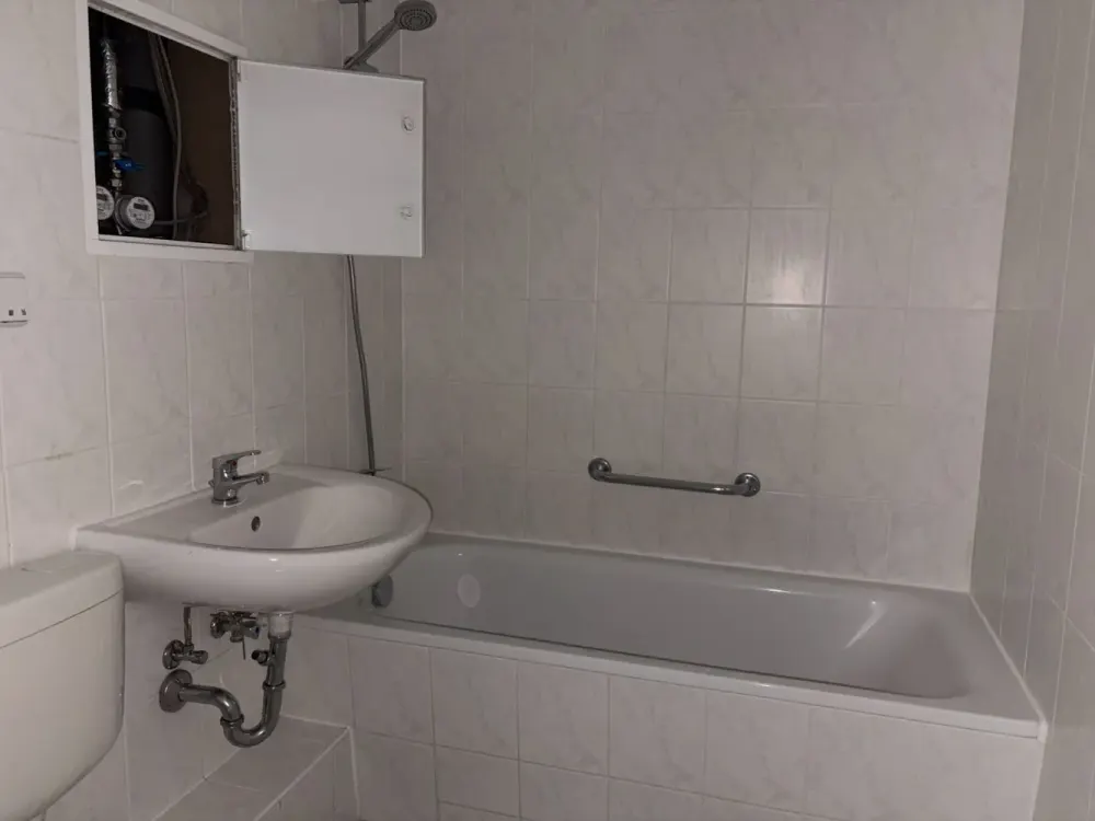Süße Wohnung mit Balkon mit Blick über den Kiez!