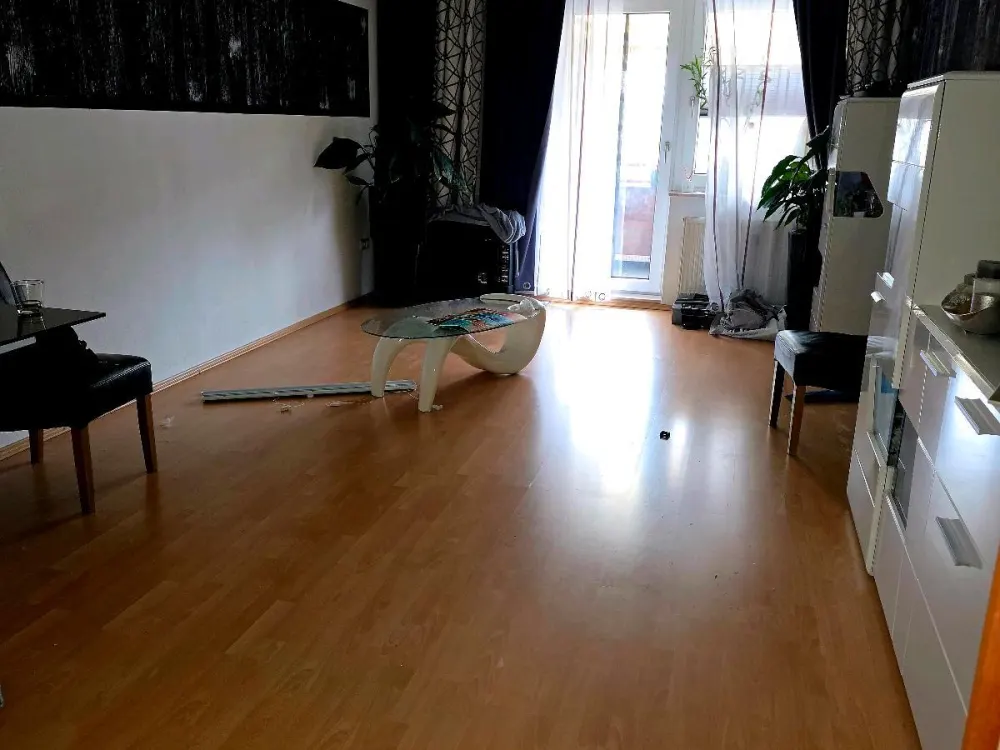 3-Zimmer-Wohnung sehr schöne Lage