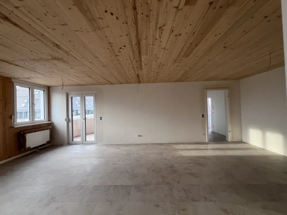 White WBS for 3 persons up to 75 m²: Südvorstadt! 3-room apartment 74.72 m² with balcony, ecological 'wood house'!