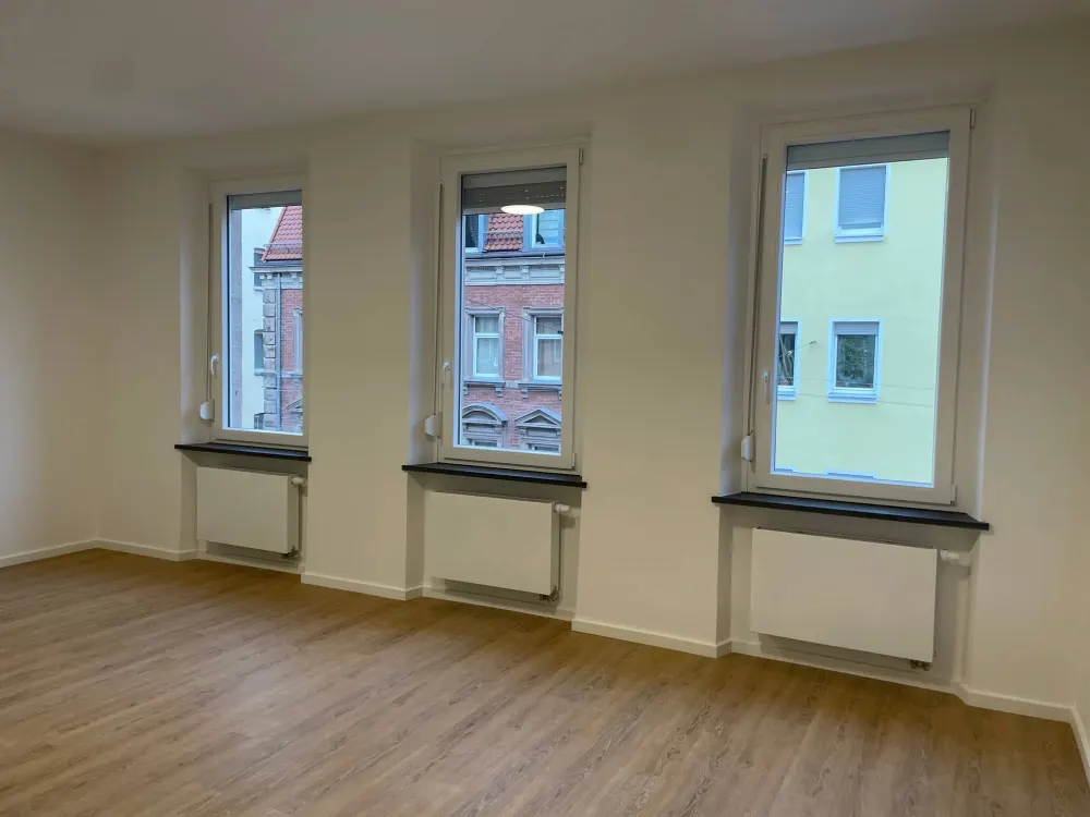 Alles NEU - 2Zi,Kü,Bad, Altbauwohnung - ab sofort