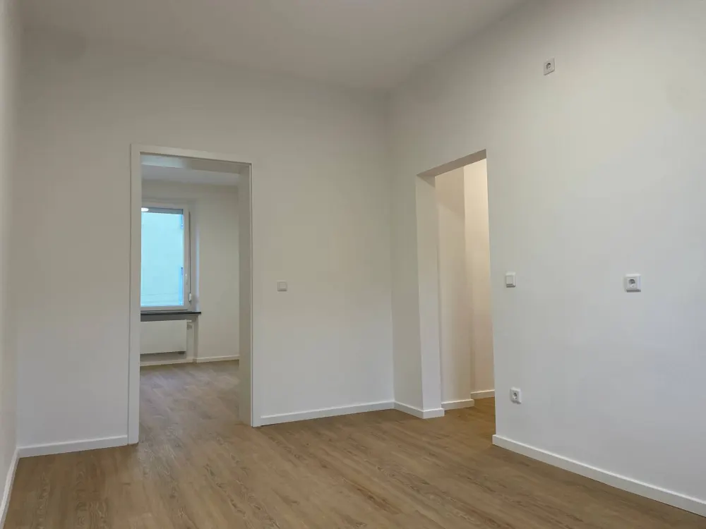 Alles NEU - 2Zi,Kü,Bad, Altbauwohnung - ab sofort