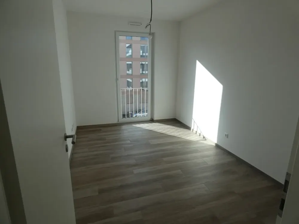 Moderne 3-Zimmer-Wohnung mit Balkon in Hattersheim am Main