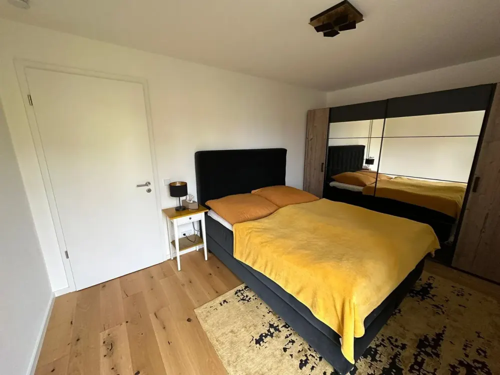 Luxus möblierte 3-Zimmer Whg. Moosach | Balkon | Garage | 1A Lage