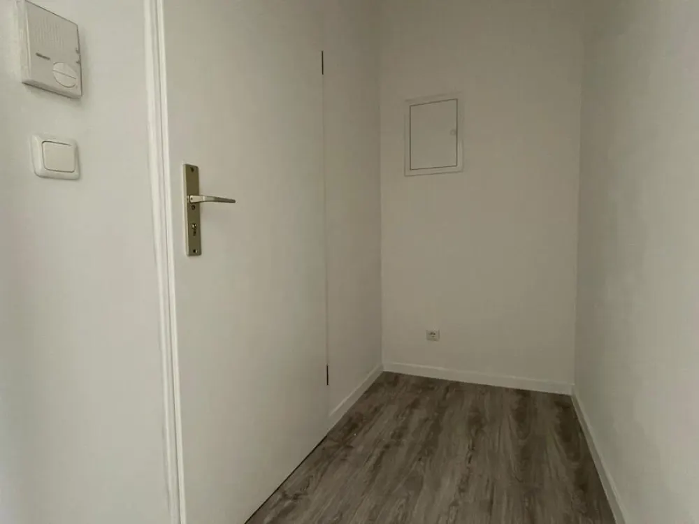 Renovierte 2-Zimmer Wohnung - direkt bezugsfrei!