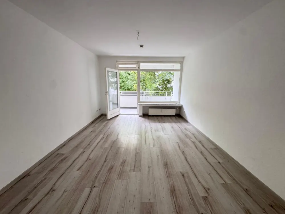 Gemütliche Wohlfühlwohnung im 1. Obergeschoss mit Sonnenbalkon