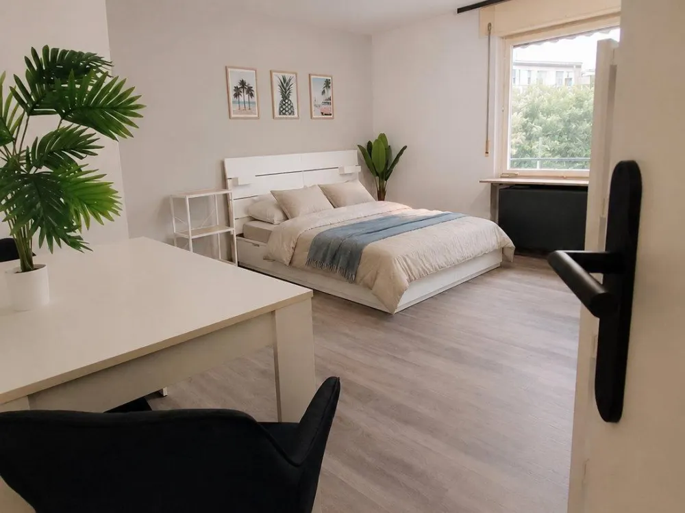 Kernsanierte, ruhige 1-Zi-Whg mit Balkon