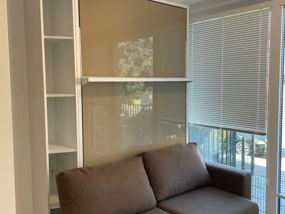 Student Apartment, furnished - Gym, Co-Working and Community rooms