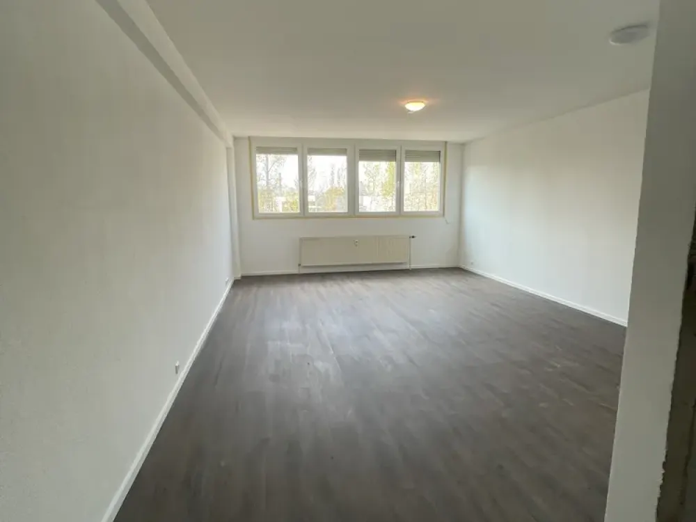 Altbach, große 1 Zimmer-Wohnung mit Einbauküche, ab 01.12.2026 zu vermieten