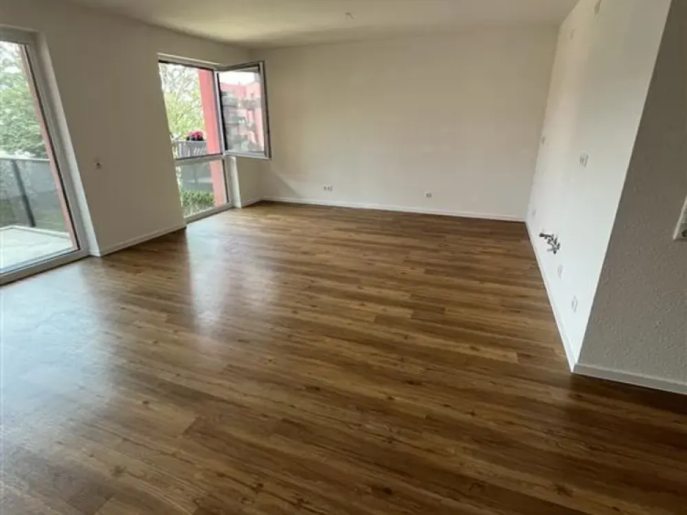 Bezugsfrei- Gepflegte 2-Zimmer Wohnung mit Balkon