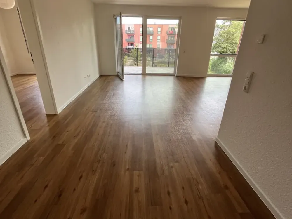 Bezugsfrei- Gepflegte 2-Zimmer Wohnung mit Balkon