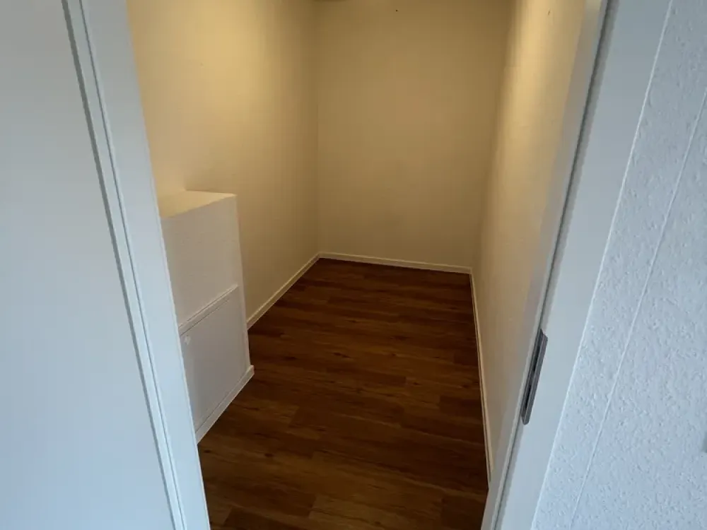 Bezugsfrei- Gepflegte 2-Zimmer Wohnung mit Balkon