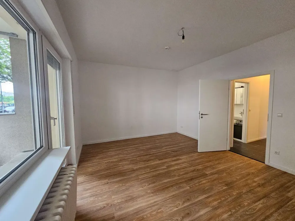 Modernisierte 1,5 -Zimmer Wohnung