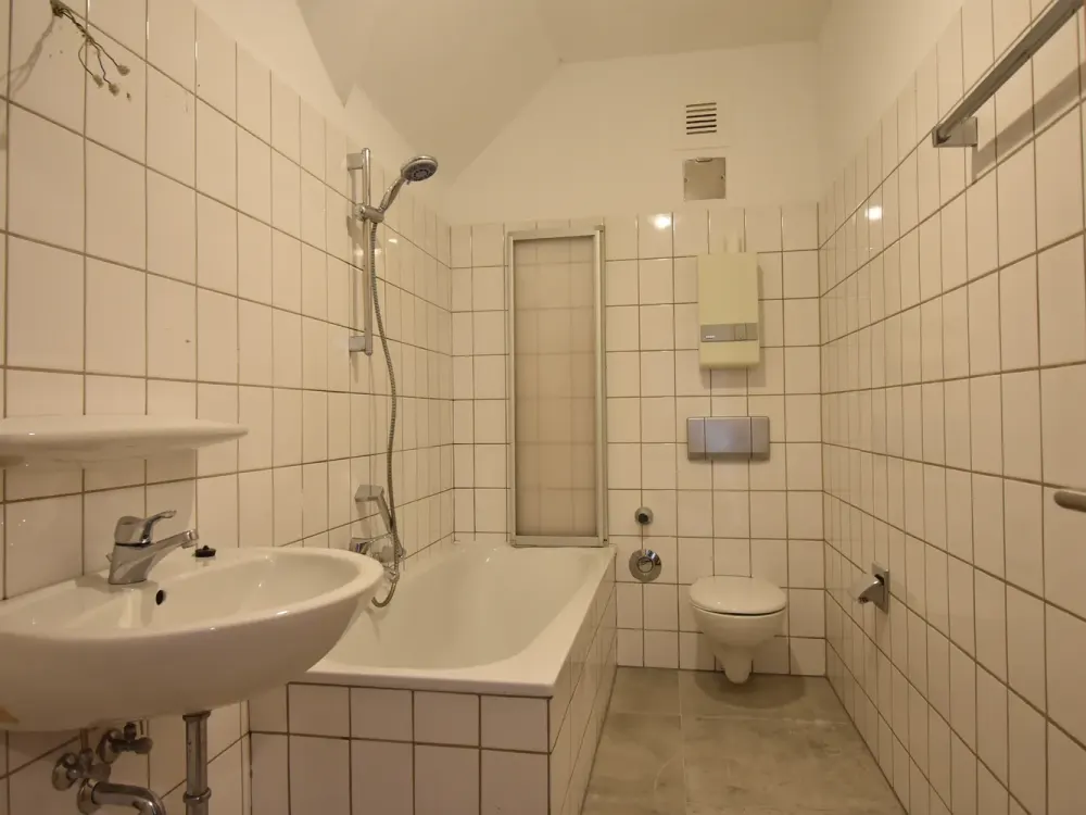 Frisch renoviert! Charmante 2-Zimmer-Maisonette-Whg in Hagen-Eilpe
