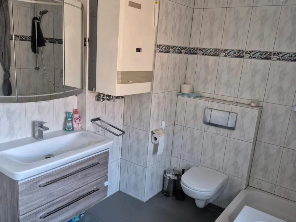 Bright 2.5-Room Apartment at Mitten8