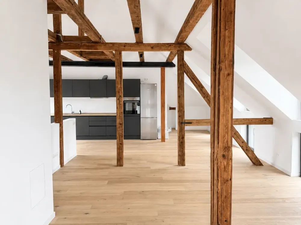 Exklusive Dachgeschosswohnung mit Dachterrasse und Blick auf Schlossgarten und Turmberg