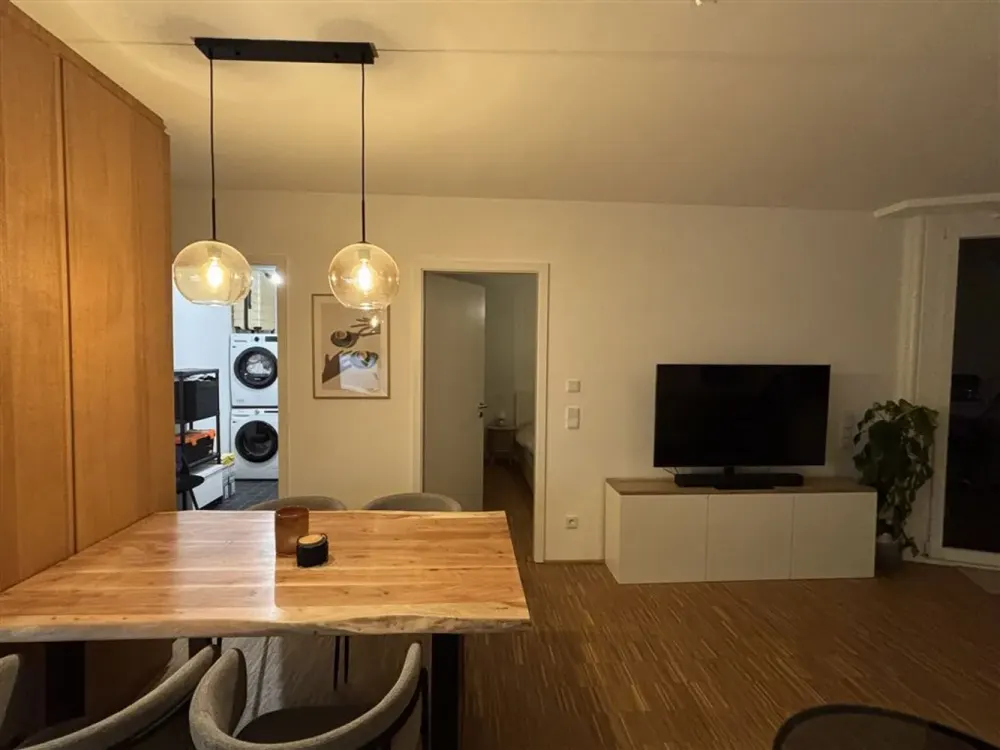 Charmante 2-Zimmer-Wohnung mit Balkon und moderner Einbauküche