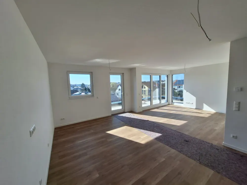Über den Dächern von Nauheim - Tolle Penthouse Wohnung mit Aufzug