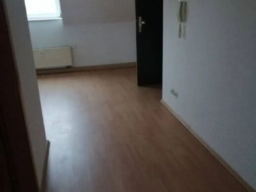 1-Raum Wohnung im DG