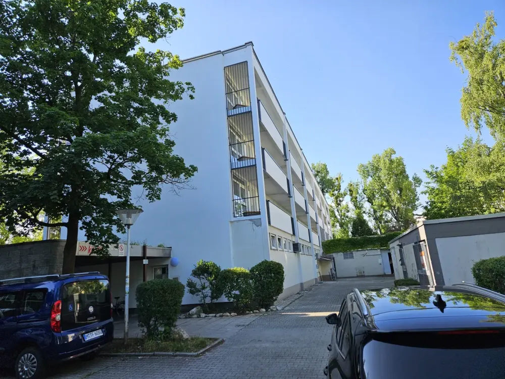 Schicke 3 Zimmer-WE., 2024 neu saniert, EBK, Balkon