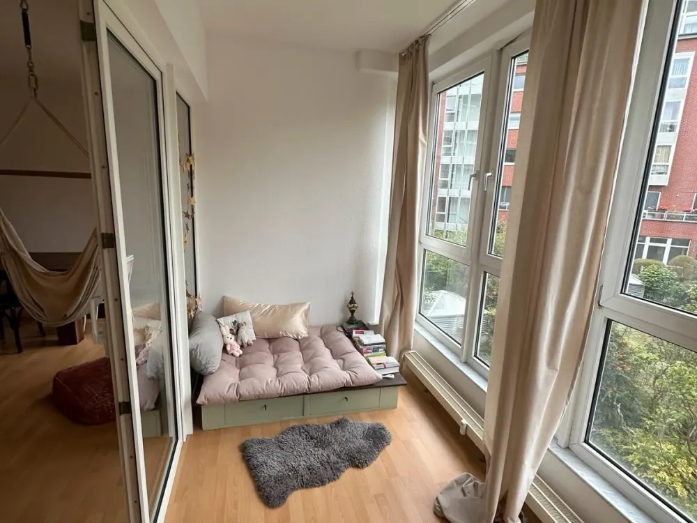 Helle 2-Zimmer-Wohnung mit Balkon in Berlin-Weißensee