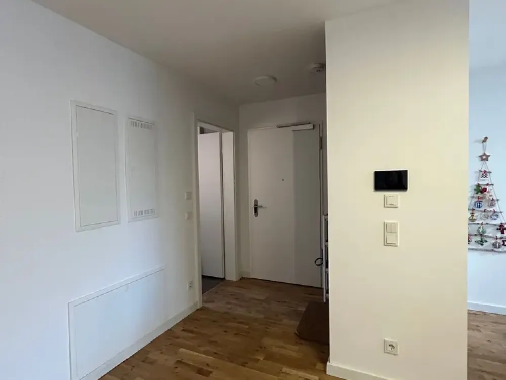 Moderne 4-Zimmer-Wohnung in München mit Balkon und Tiefgarage