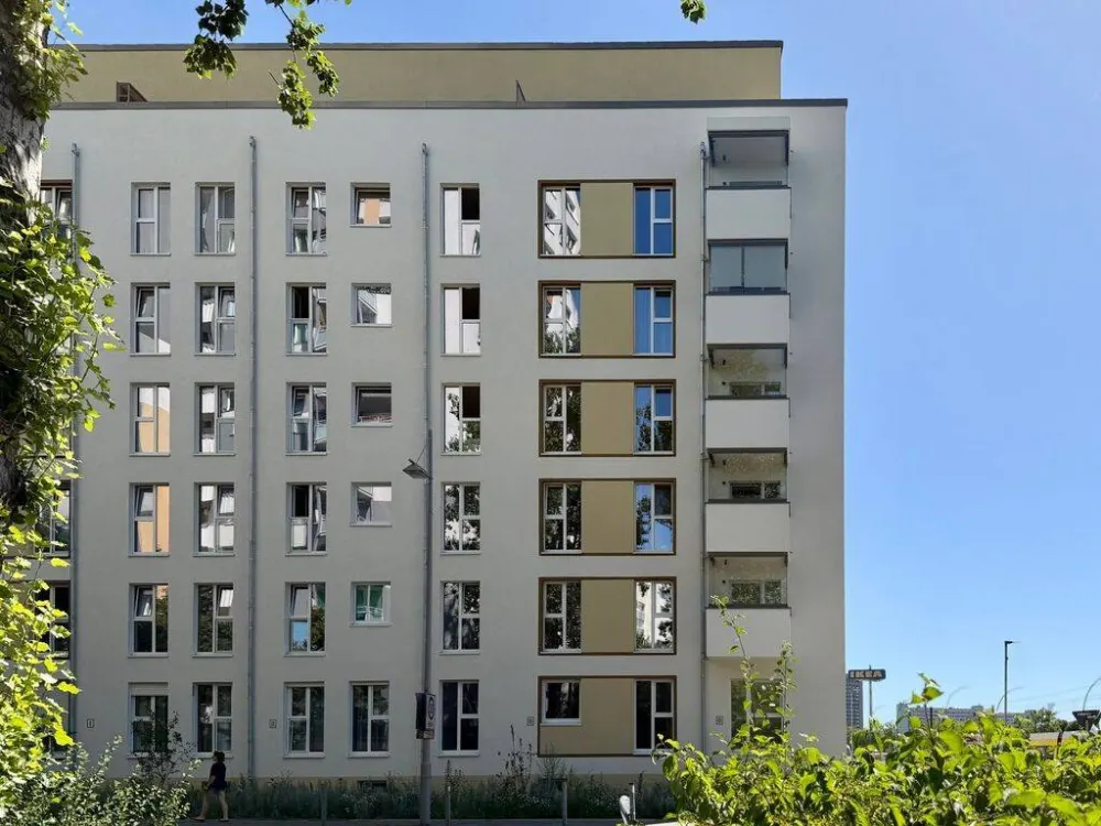 Letzte Einheit- 4-Zimmer-Erdgeschosswohnung mit zwei Bädern
