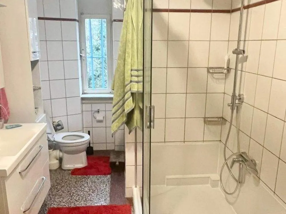 Möbliertes WG-Zimmer in Jugendstilhaus, Nauwieser Viertel
