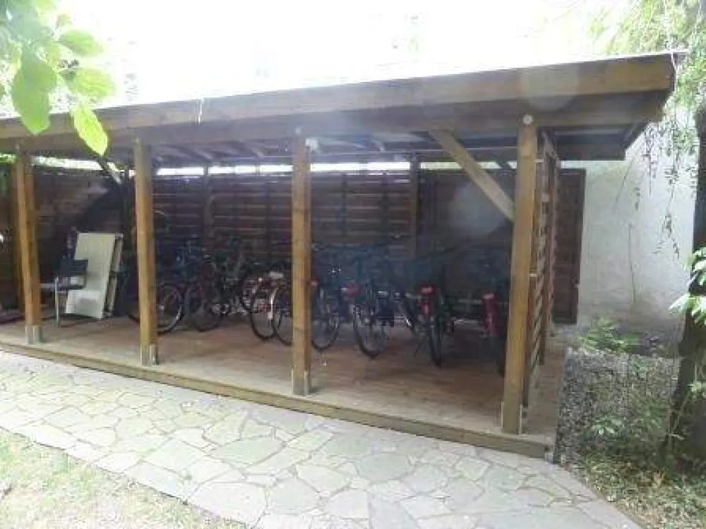 Möbliertes WG-Zimmer in Jugendstilhaus, Nauwieser Viertel