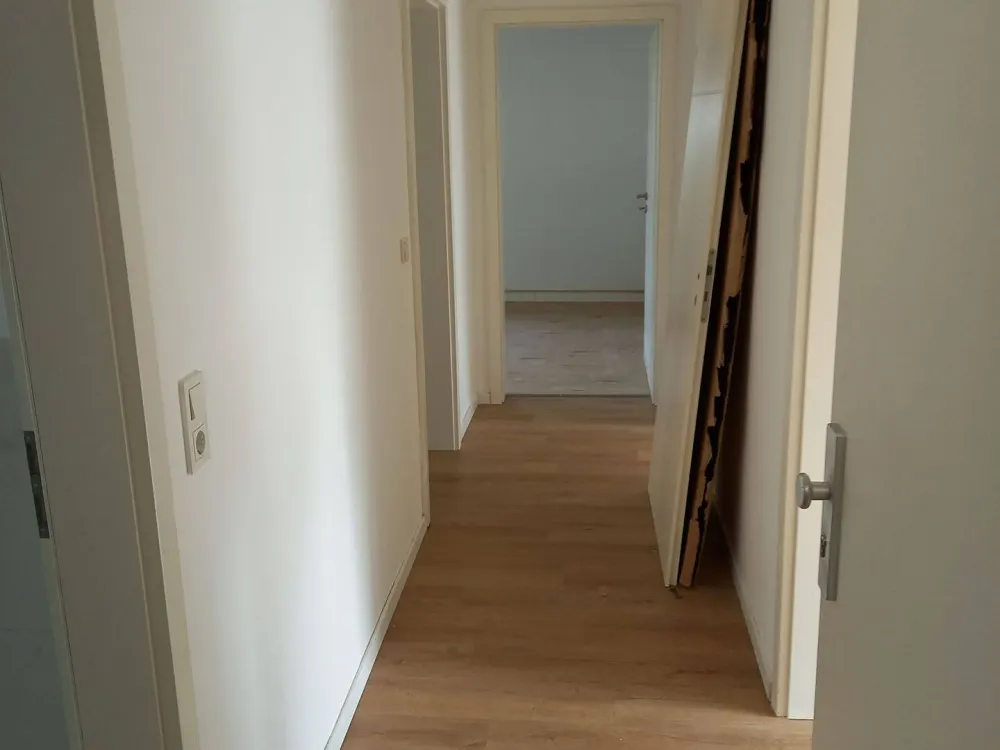 Helle, modernisierte Wohnung im 1.OG Reichelsdorf,