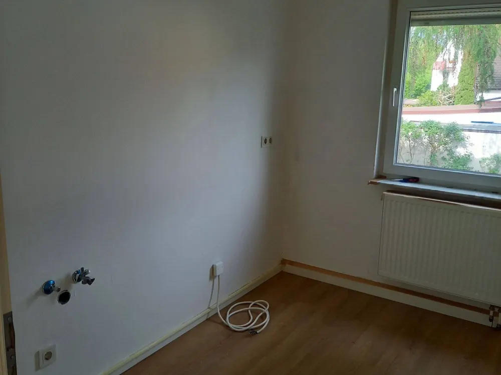 Helle, modernisierte Wohnung im 1.OG Reichelsdorf,