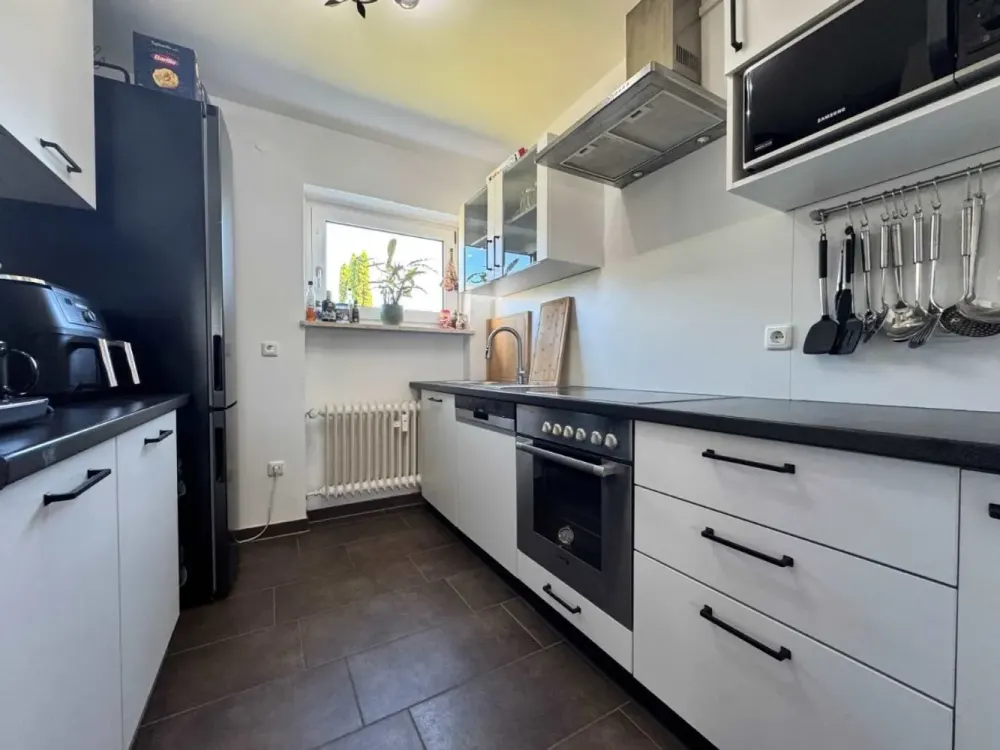 Ruhige Lage - schöne 2 Zi.-Wohnung mit Süd-Balkon