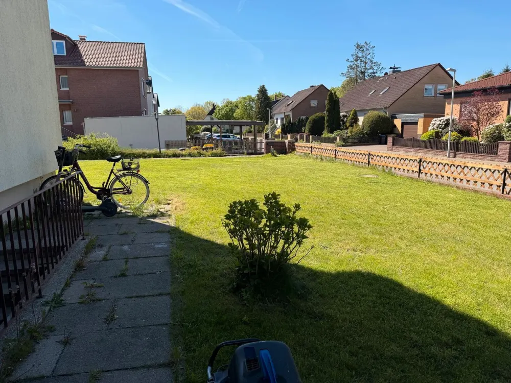1 Zimmer Dachgeschoss Wohnung in Isernhagen
