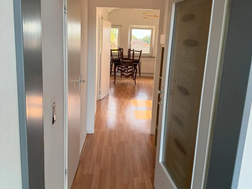 1 Zimmer Dachgeschoss Wohnung in Isernhagen