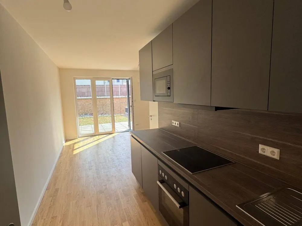 Schöne 1 Zimmer Wohnung mit großer Terrasse zur Sonnenseite