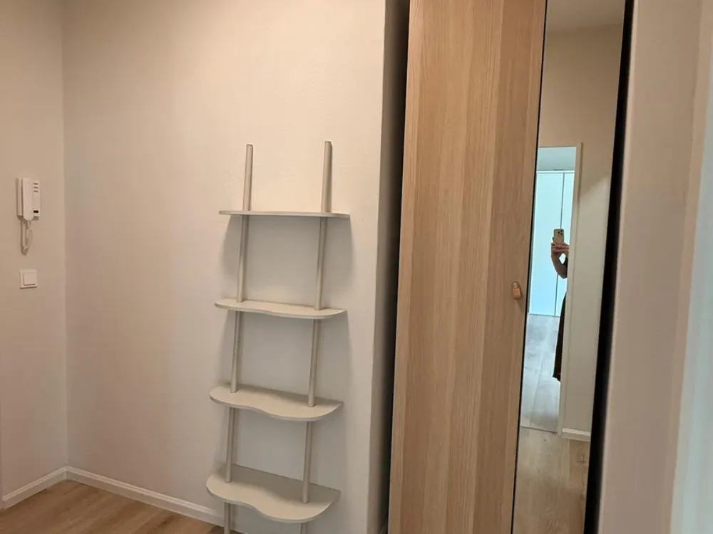 Große und helle 1-Zimmer Wohnung in Mitte Tiergarten