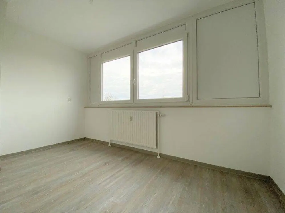 FRISCH renovierte Erdgeschoss Wohnung mit Dusche