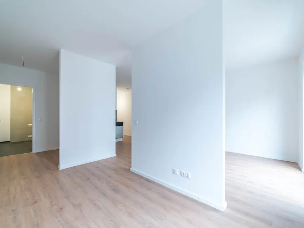 Modern Manhattan-Style Studio with Balcony Apt 227