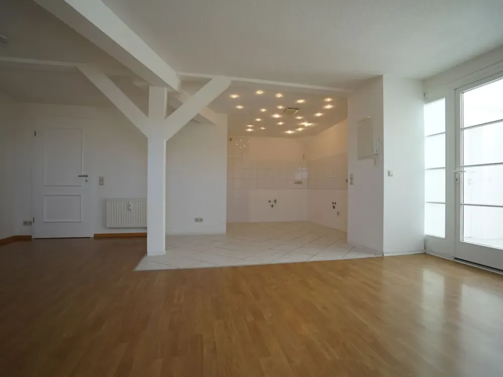 3-Raumwohnung mit Atrium in Dachgeschoss nähe TU-Dresden