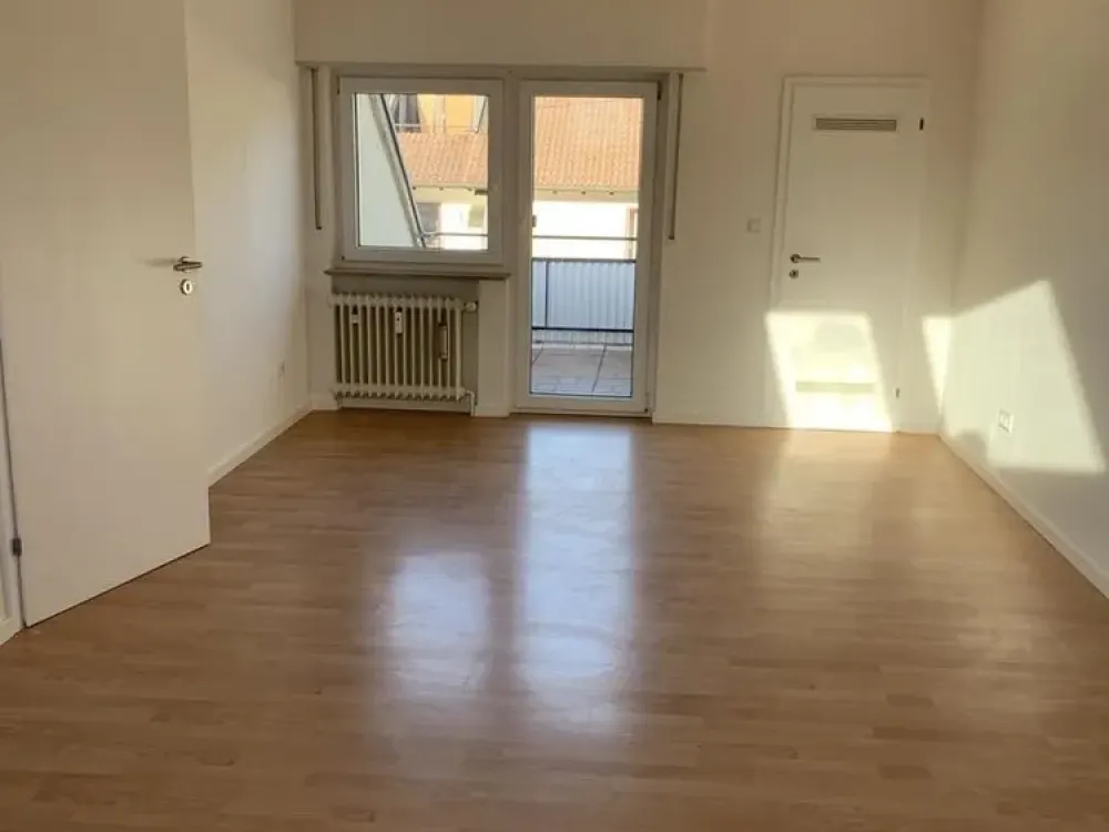 Großzügige 1-Zimmerwohnung mit Dachterrasse in ruhiger Lage in Bonlanden